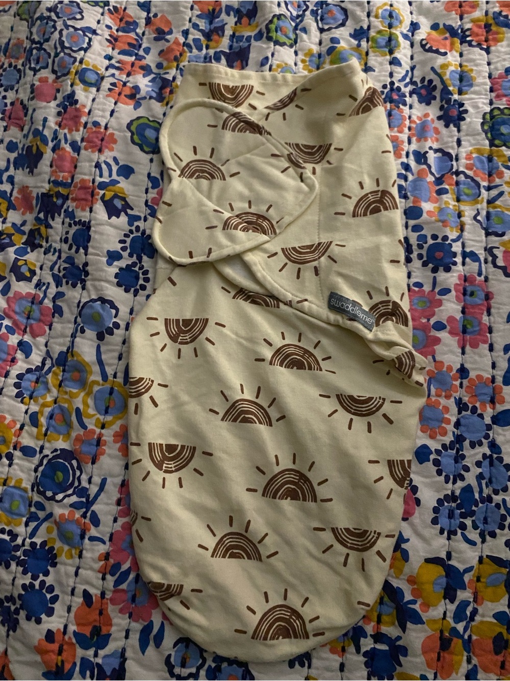 SwaddleMe Cream Baby Swaddle with Brown Sun Pattern